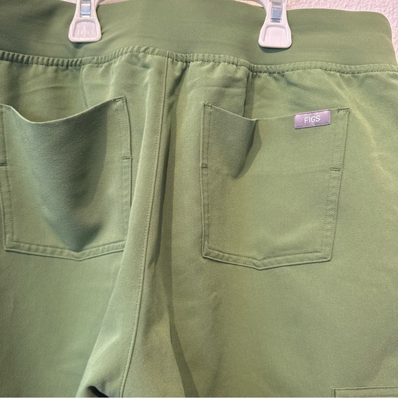 Figs Women’s Zamora Jogger Scrubs Sz M - Picture 6 of 7